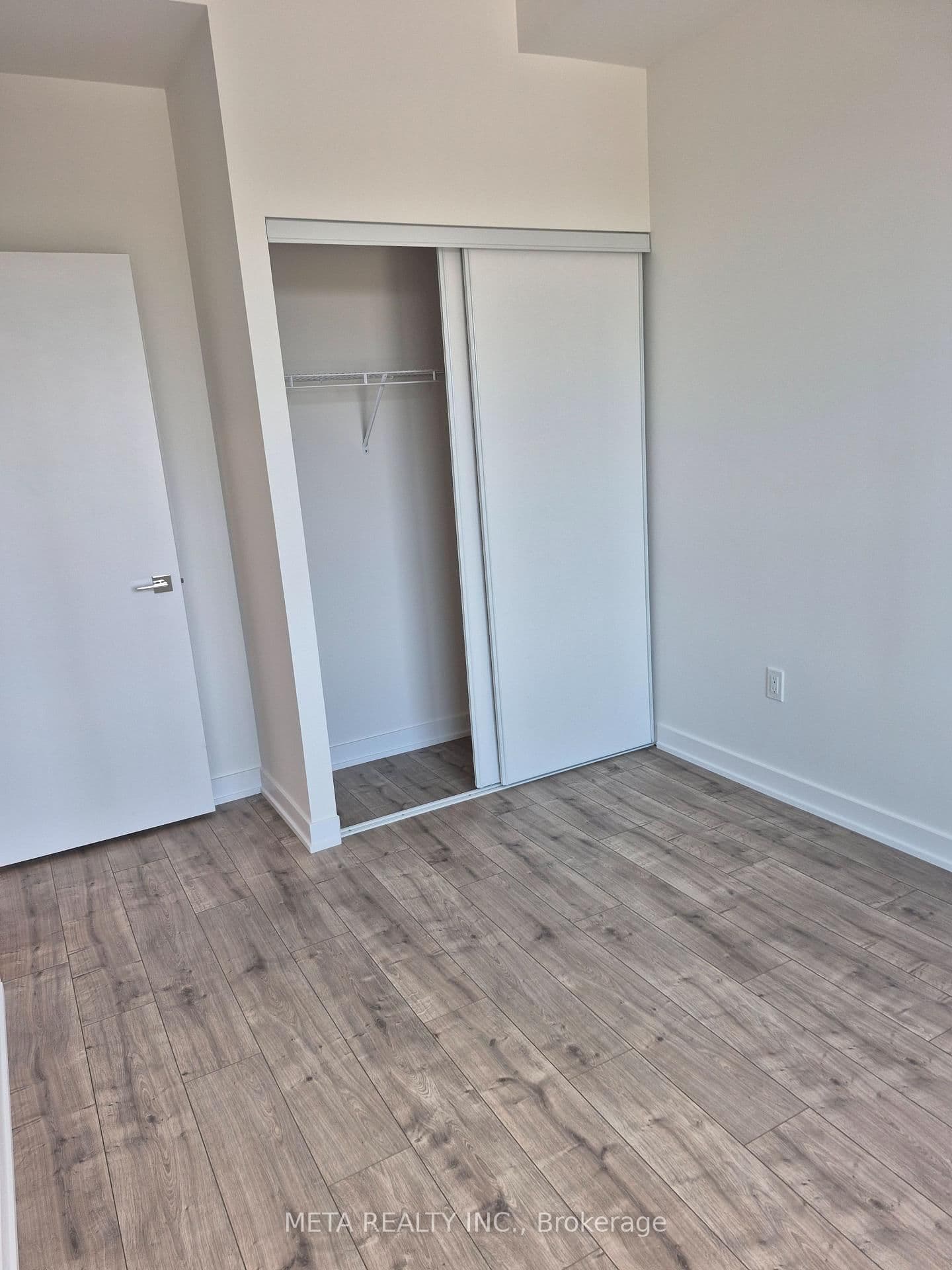 500 Plains Road E, Unit 615 thumbnail 6