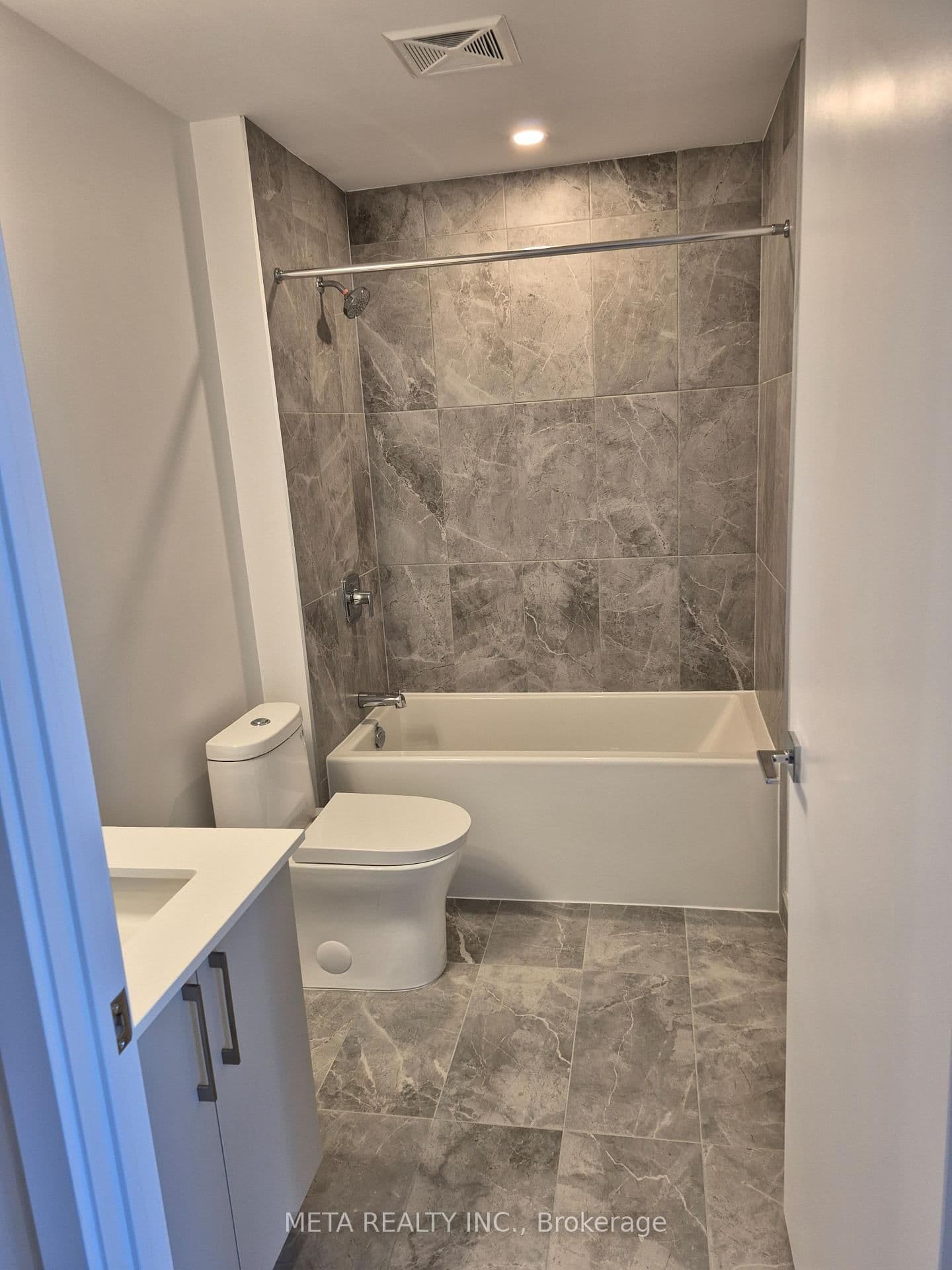 500 Plains Road E, Unit 615 thumbnail 8