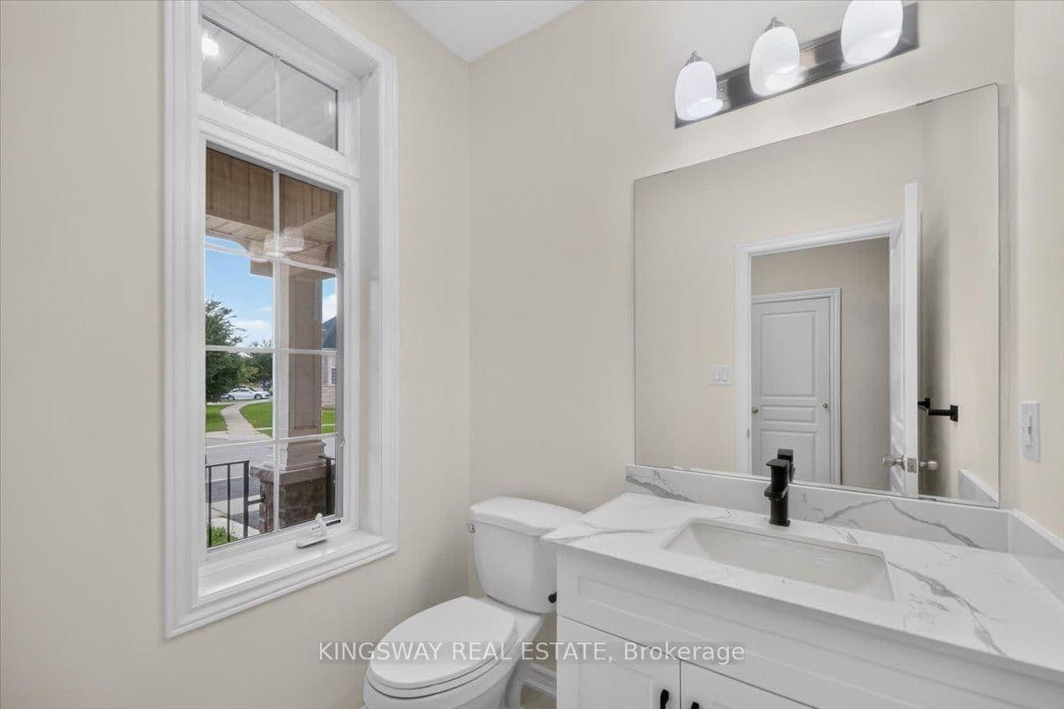 8 Monkton Circle thumbnail 5