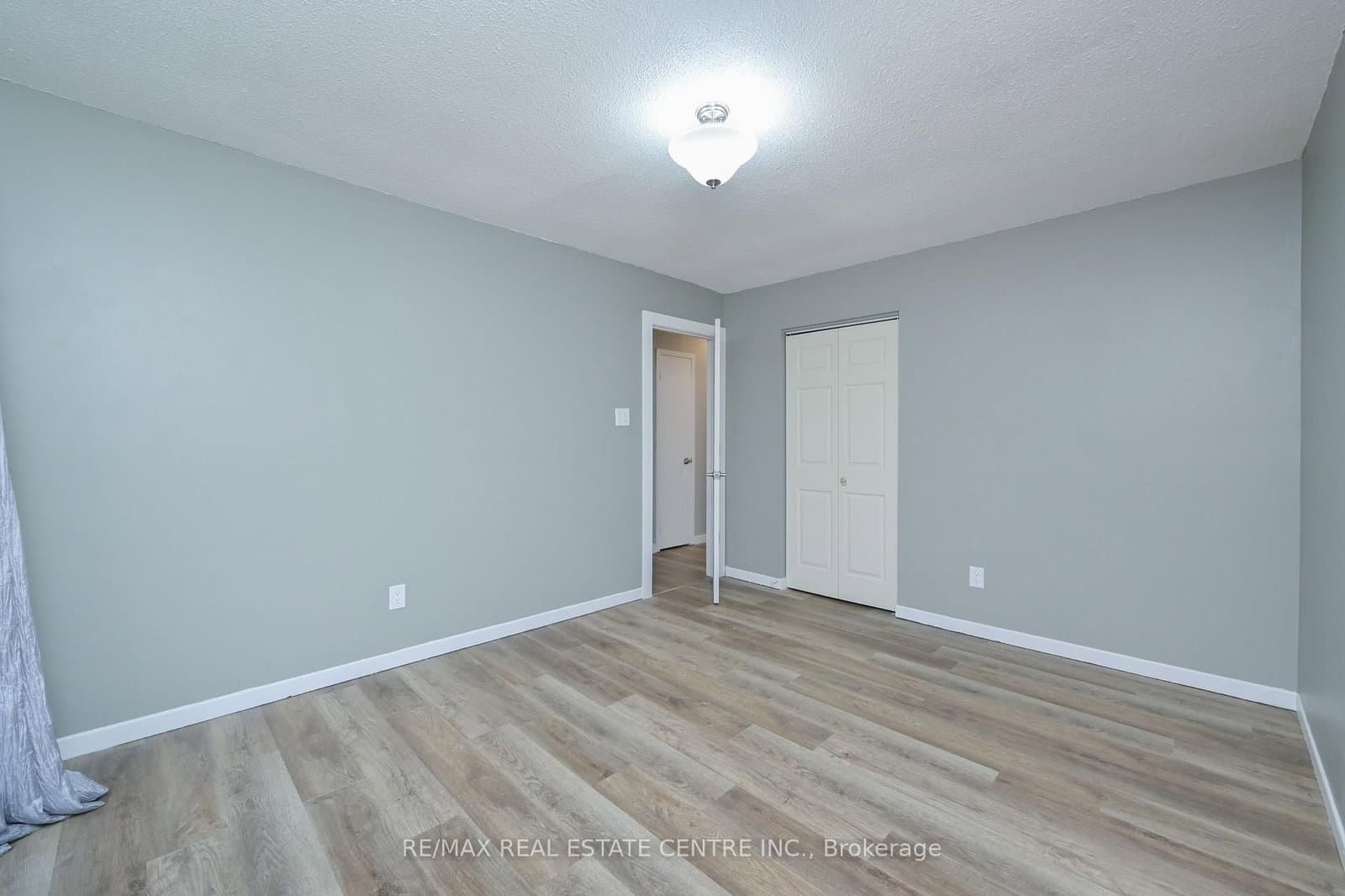 116 Burbank Crescent thumbnail 14