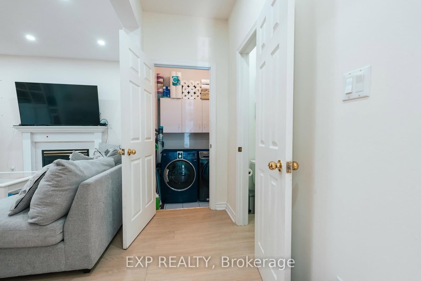 206 Drinkwater Road, Unit Upper thumbnail 12