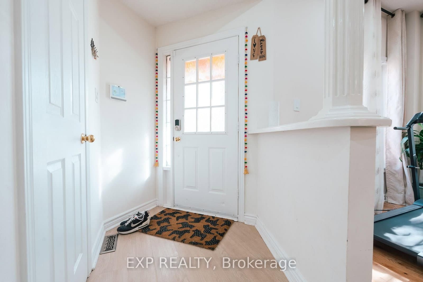 206 Drinkwater Road, Unit Upper thumbnail 16
