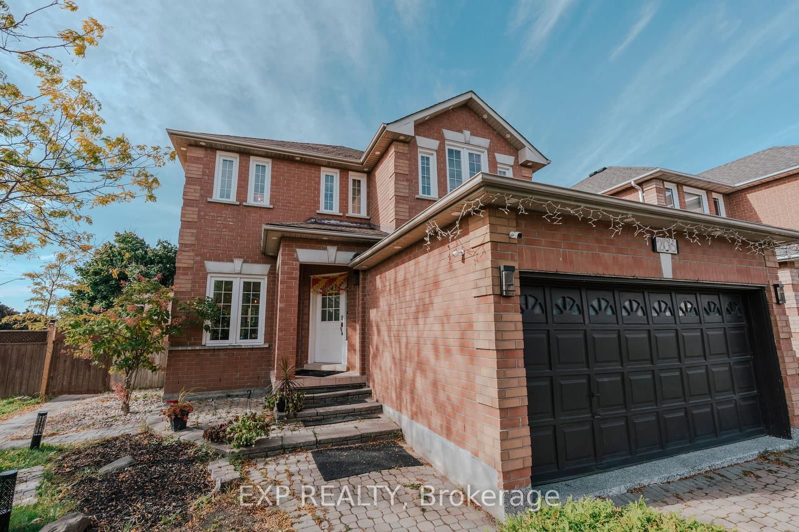 206 Drinkwater Road, Unit Upper thumbnail 2