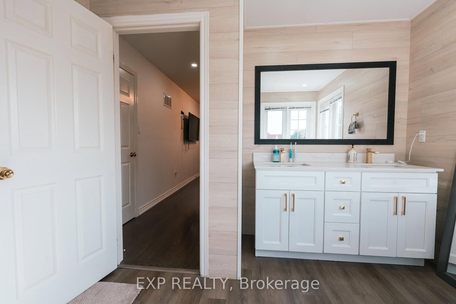 206 Drinkwater Road, Unit Upper thumbnail 29