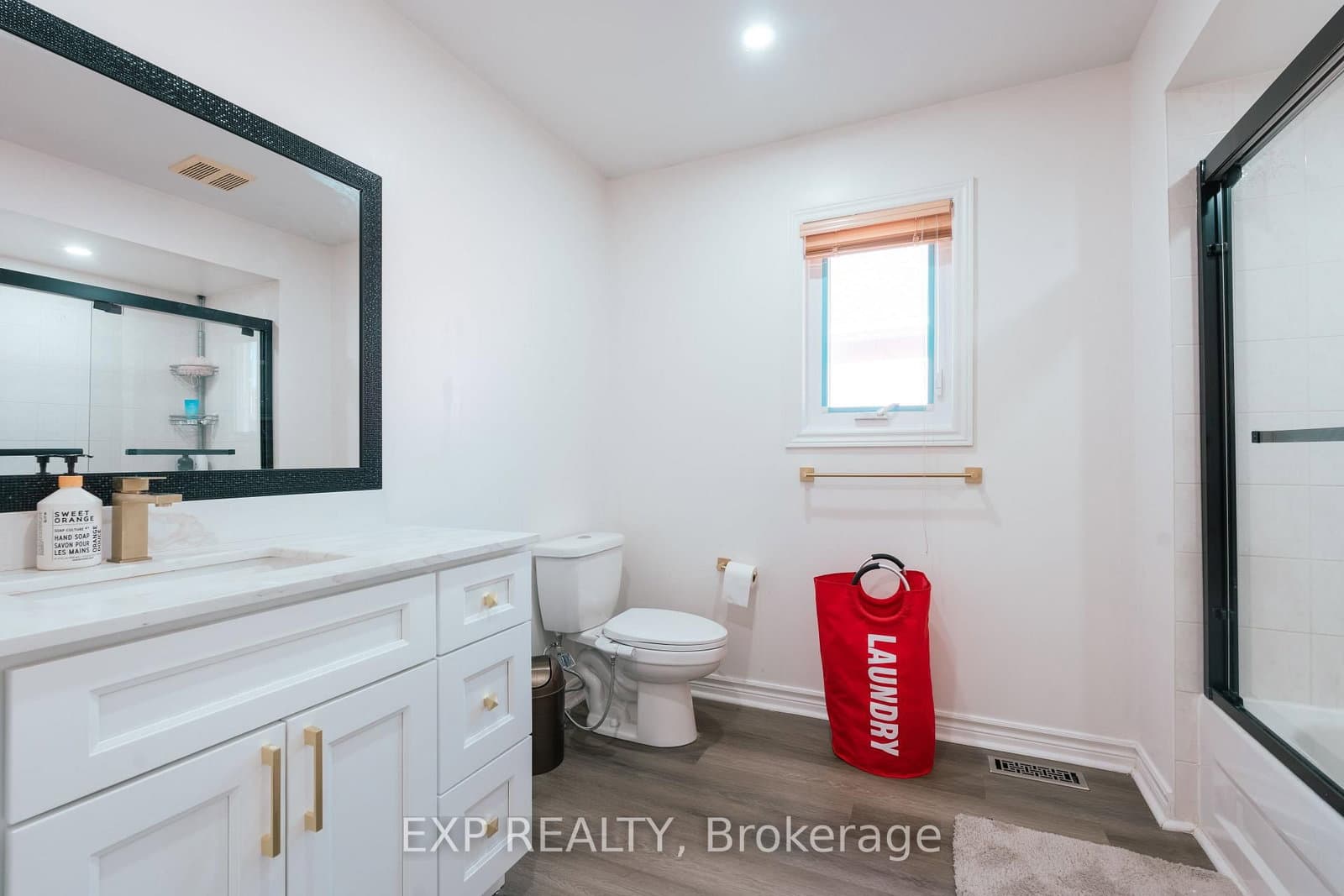 206 Drinkwater Road, Unit Upper thumbnail 35