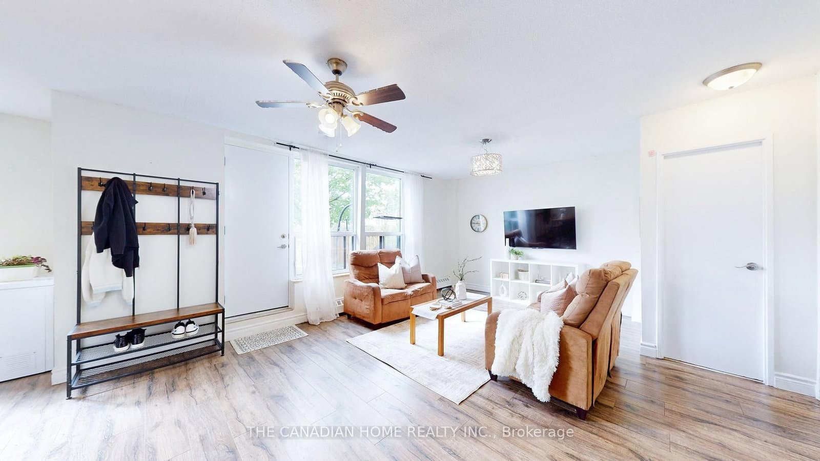 1055 A Forestwood Drive, Unit 115 thumbnail 3