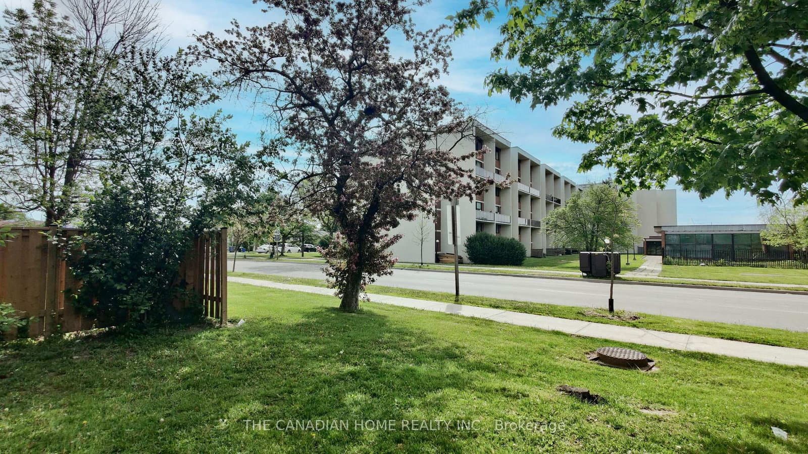 1055 A Forestwood Drive, Unit 115 thumbnail 37
