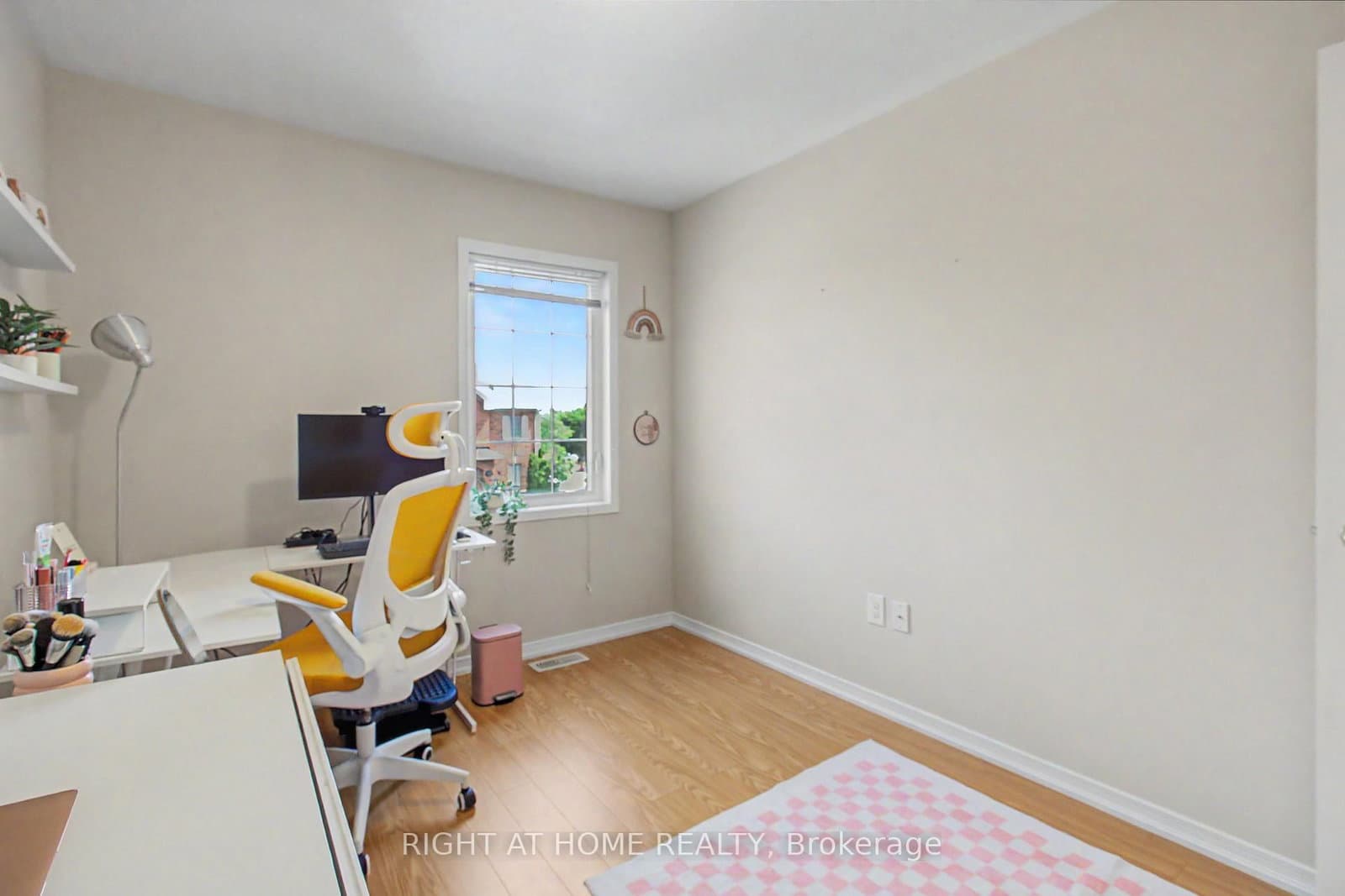 2051 Fiddlers Way thumbnail 32