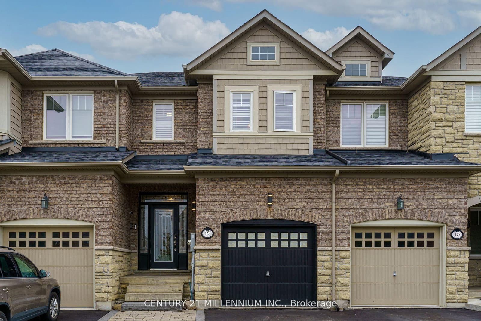17 Stellar Avenue