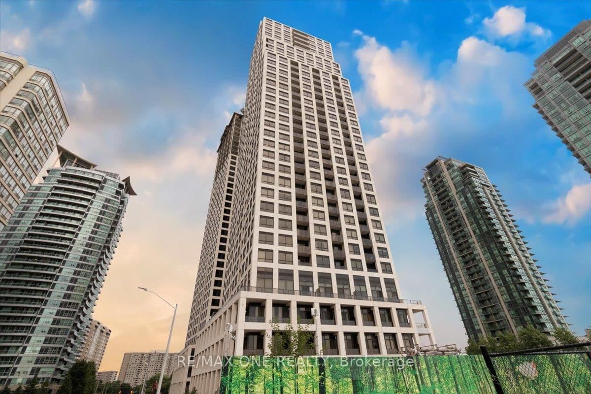 36 Elm Drive W, Unit 1904