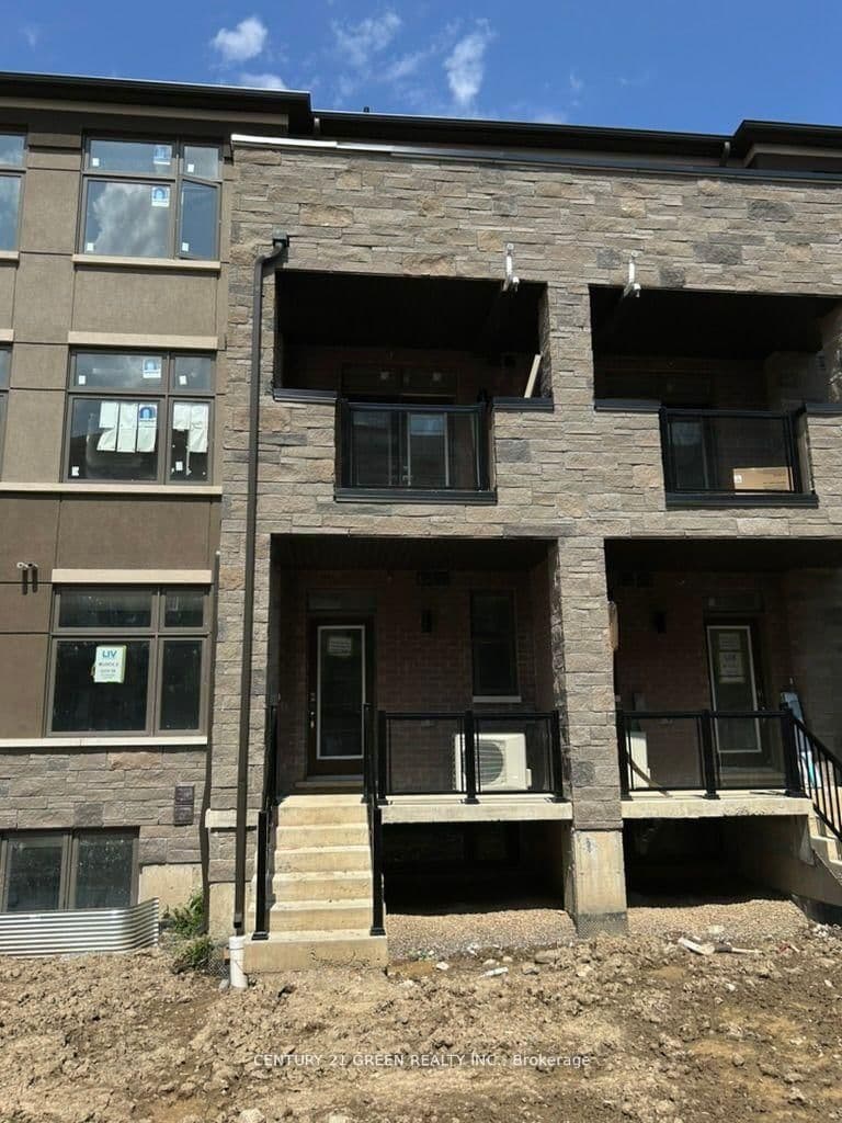 45 Fieldridge Crescent, Unit 18
