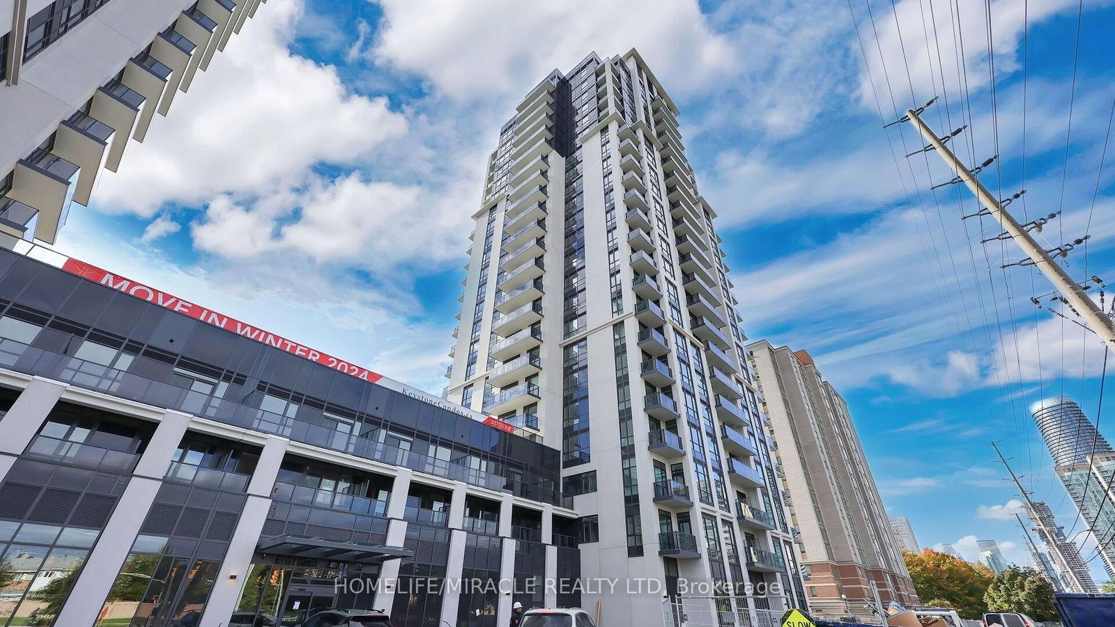 202 Burnhamthorpe Road E, Unit 801
