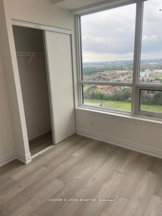 36 Elm Drive W, Unit 2509