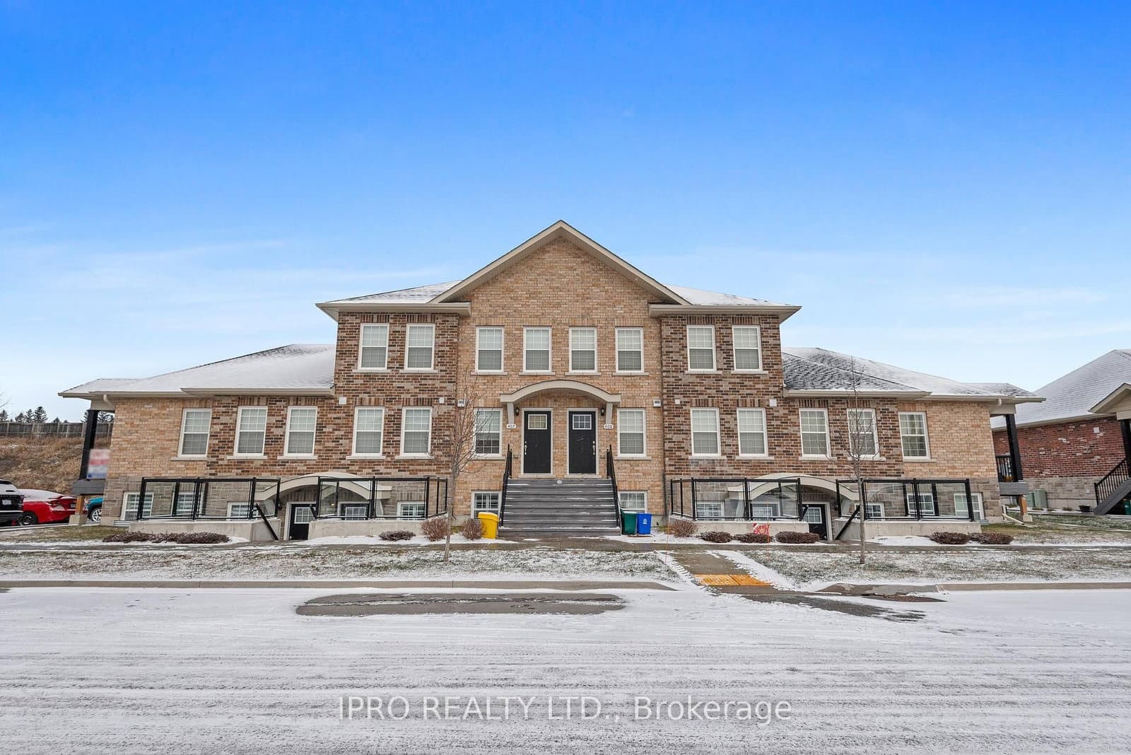 460 Lonsberry Drive, Unit 402