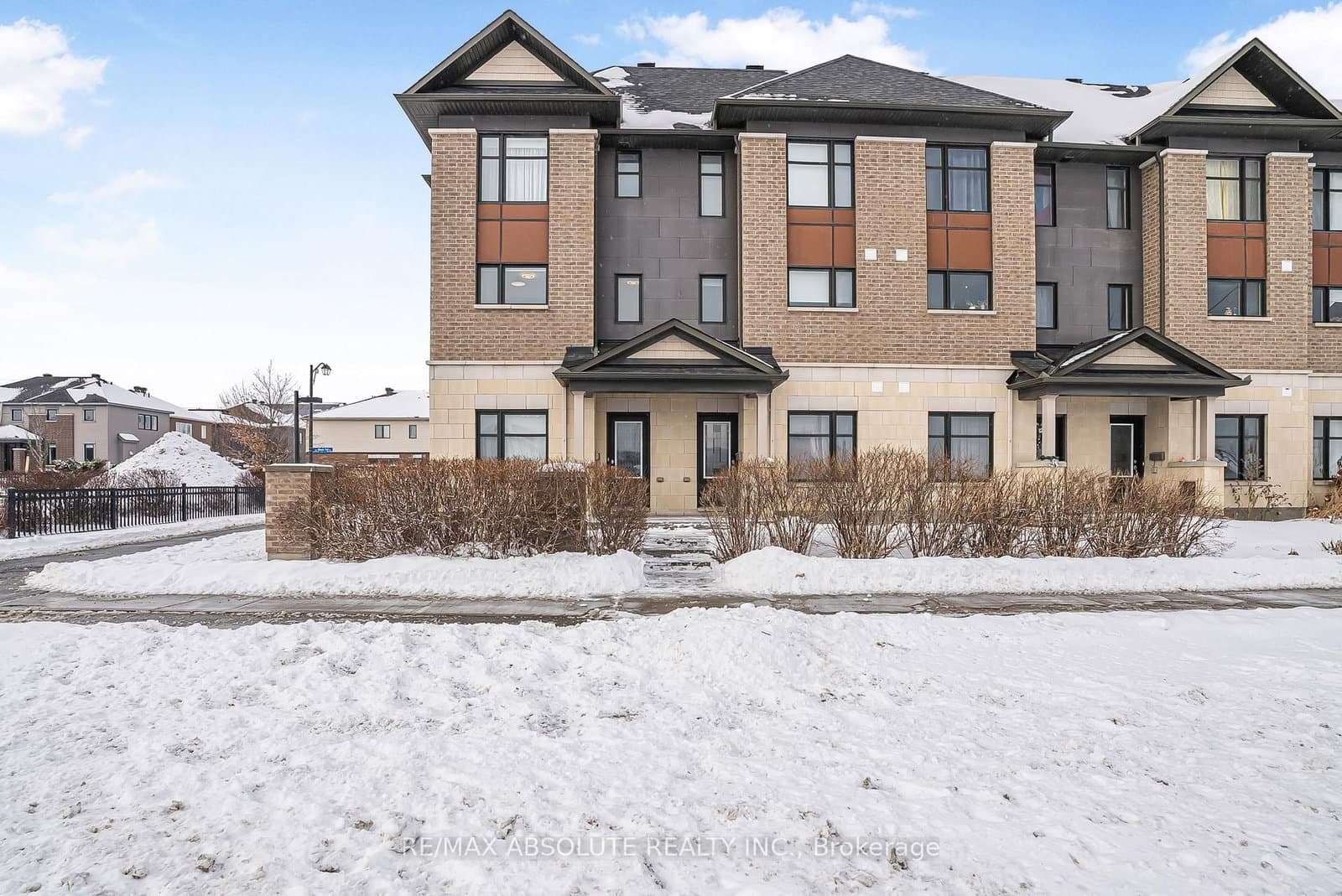 530 SILVERTIP Lane