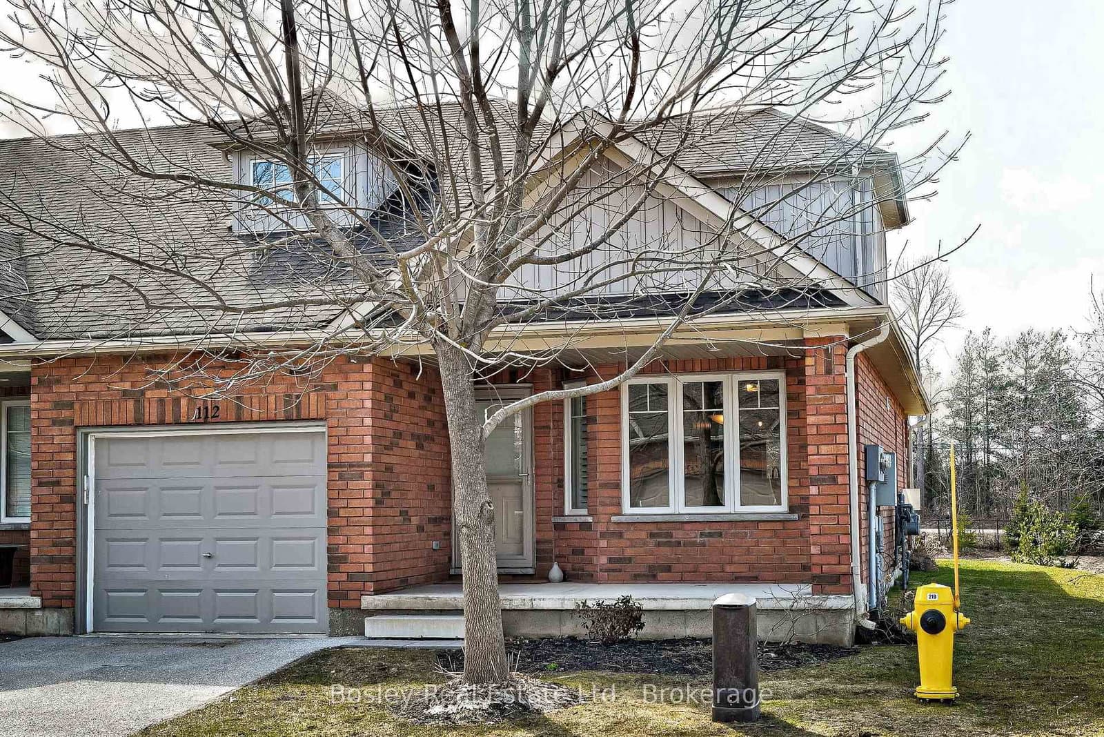 112 Empire Lane