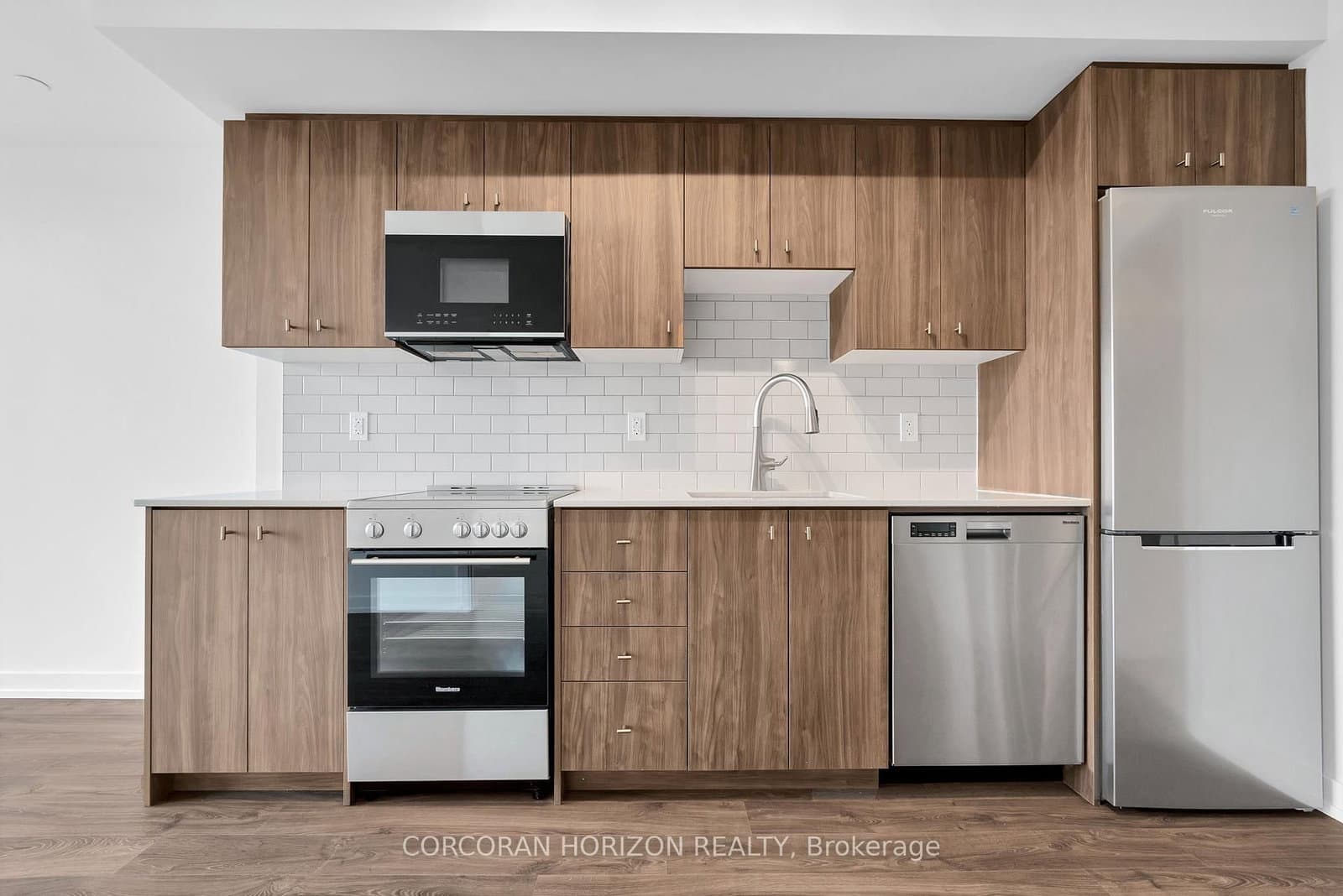 15 Wellington Street, Unit 2814