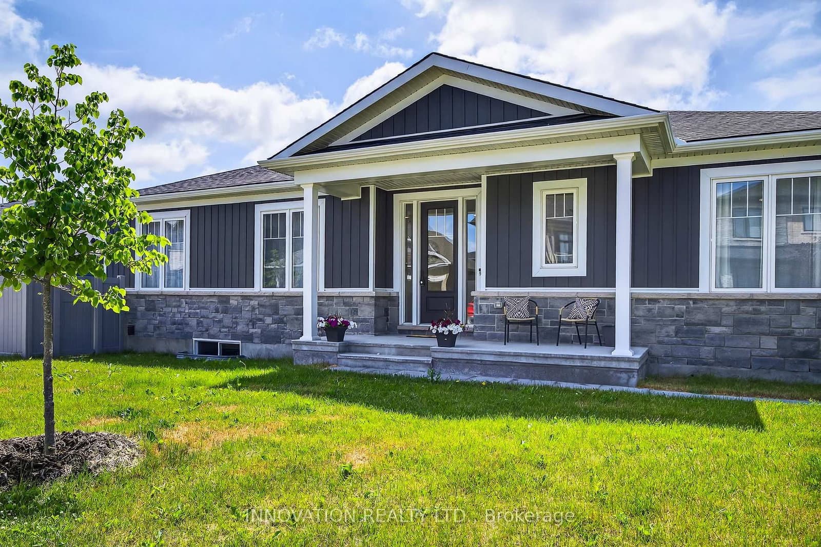 814 Companion Crescent