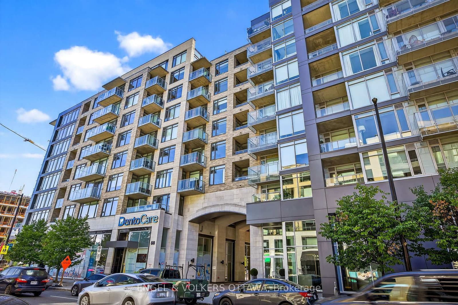 88 Richmond Road, Unit 613
