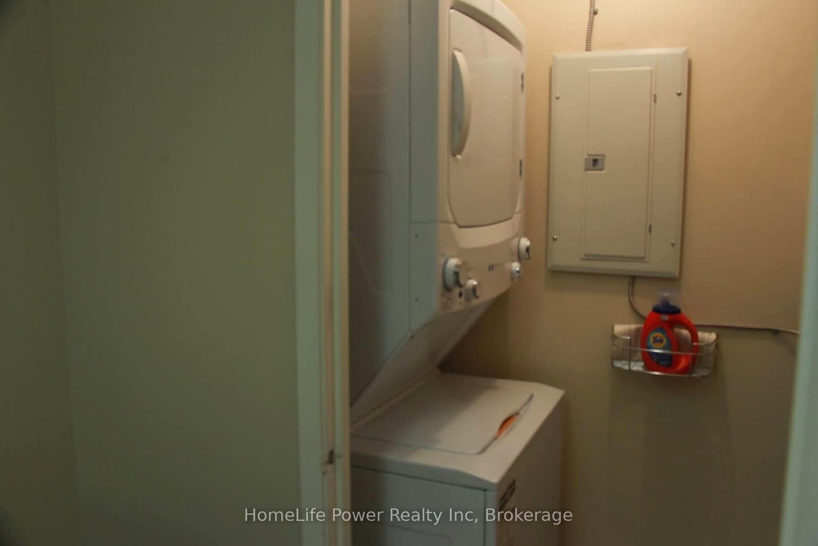 20 ST GEORGE Street, Unit 208 thumbnail 33