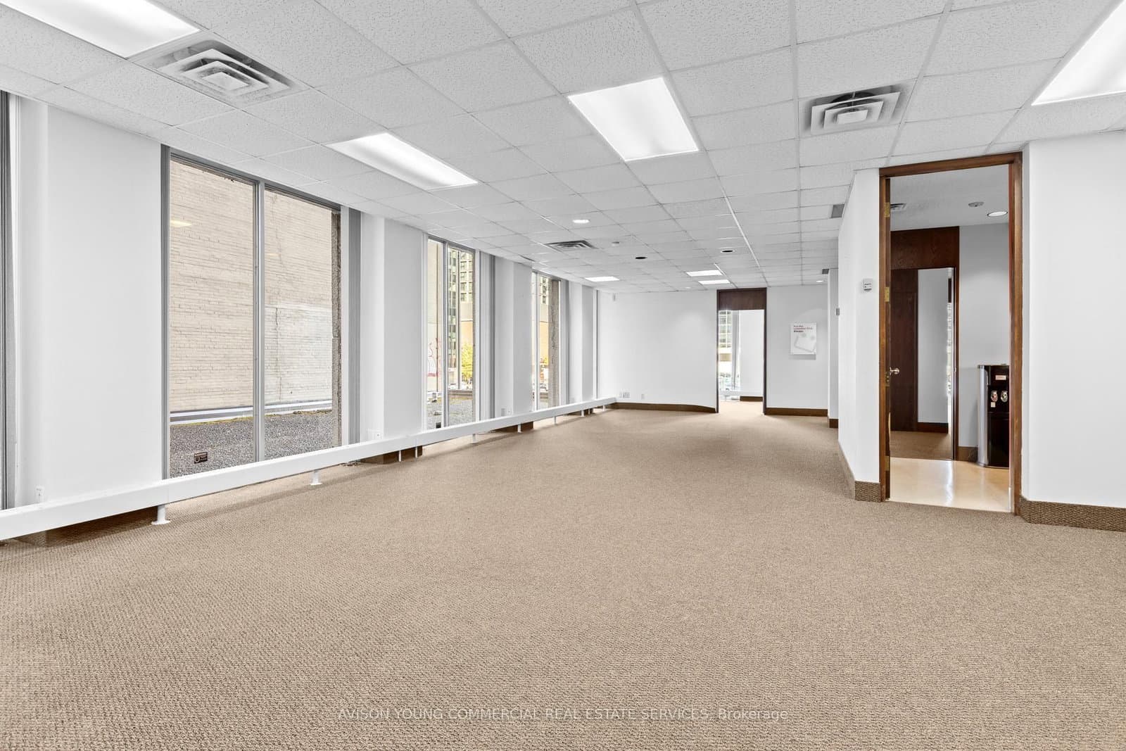 280 Albert Street, Unit 202 thumbnail 2