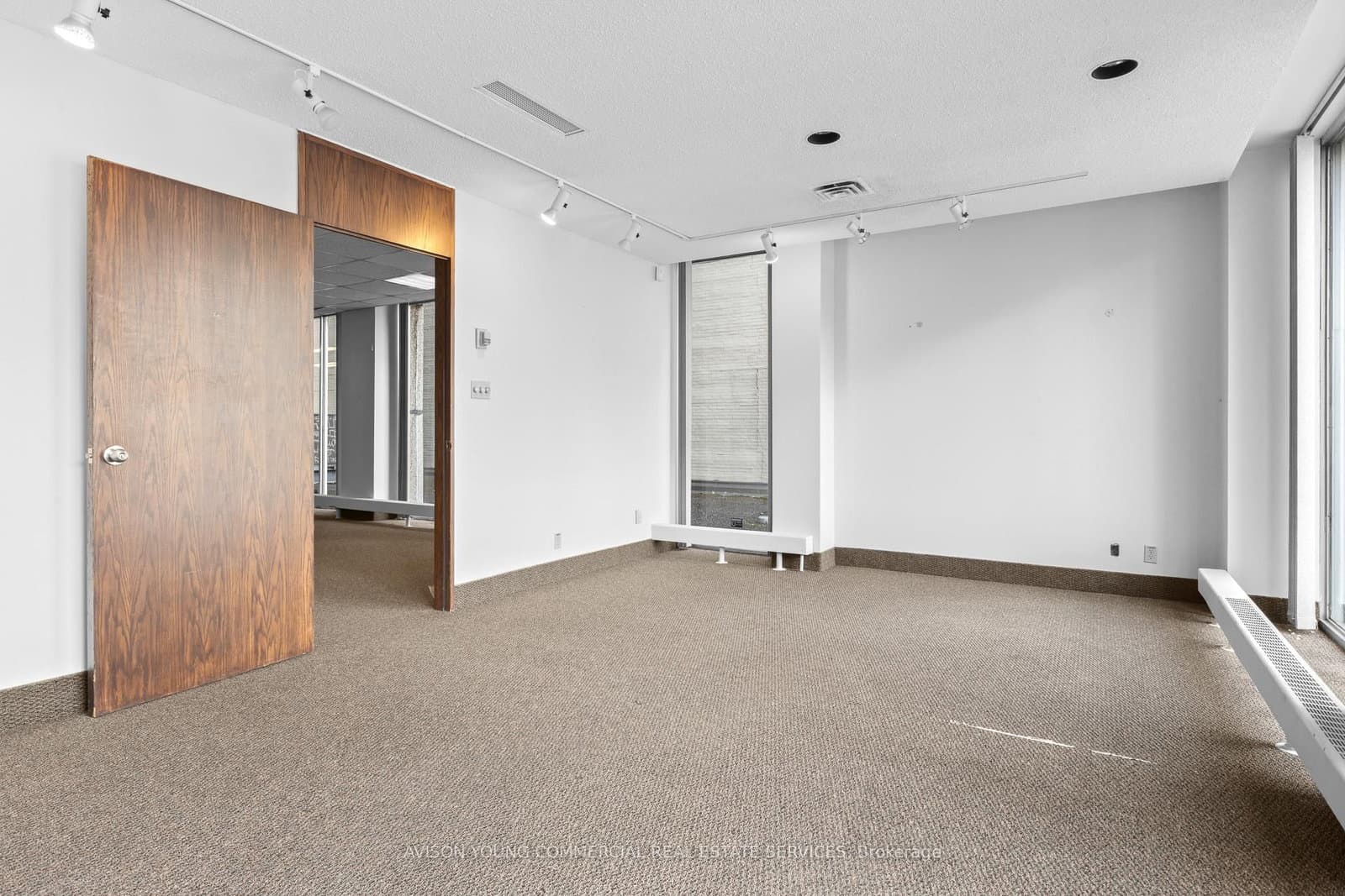 280 Albert Street, Unit 202 thumbnail 8