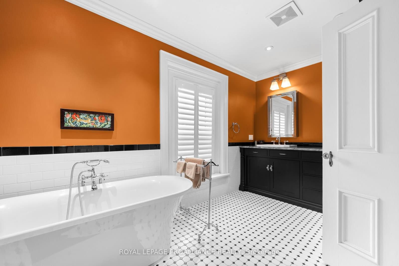 79 West Mary Street thumbnail 28