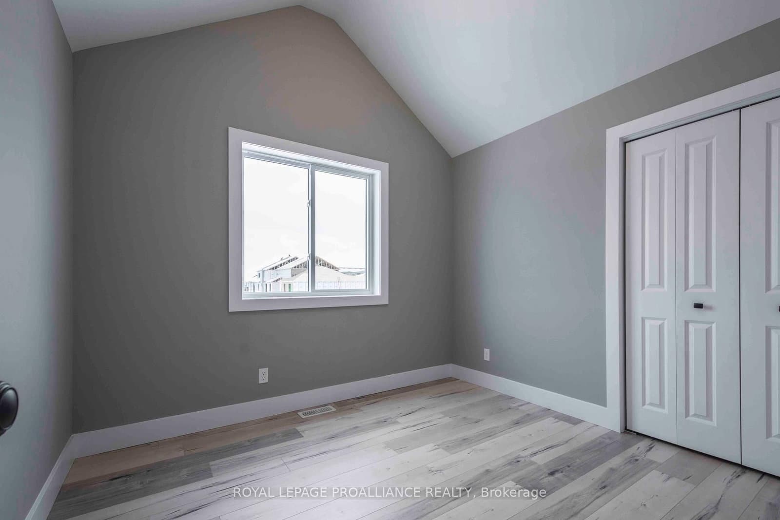 117 Farrington Crescent thumbnail 13