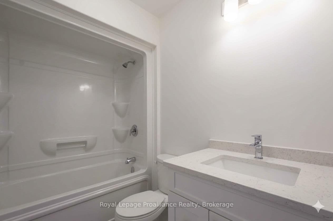 119 Farrington Crescent thumbnail 16