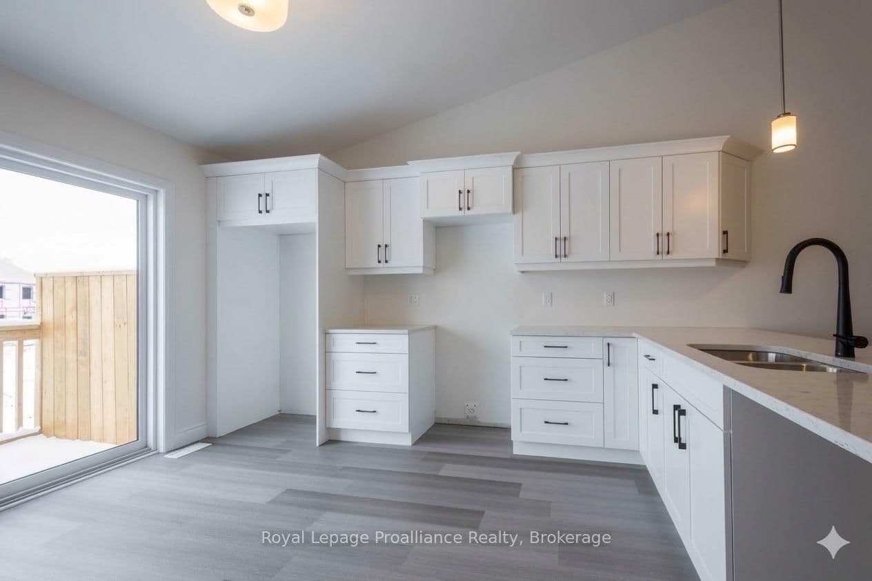 119 Farrington Crescent thumbnail 8
