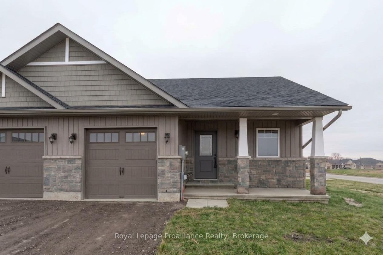 123 Farrington Crescent - Image 1