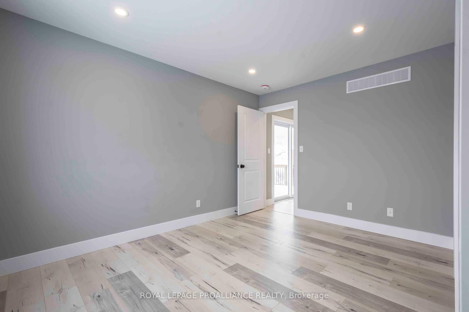 123 Farrington Crescent thumbnail 11