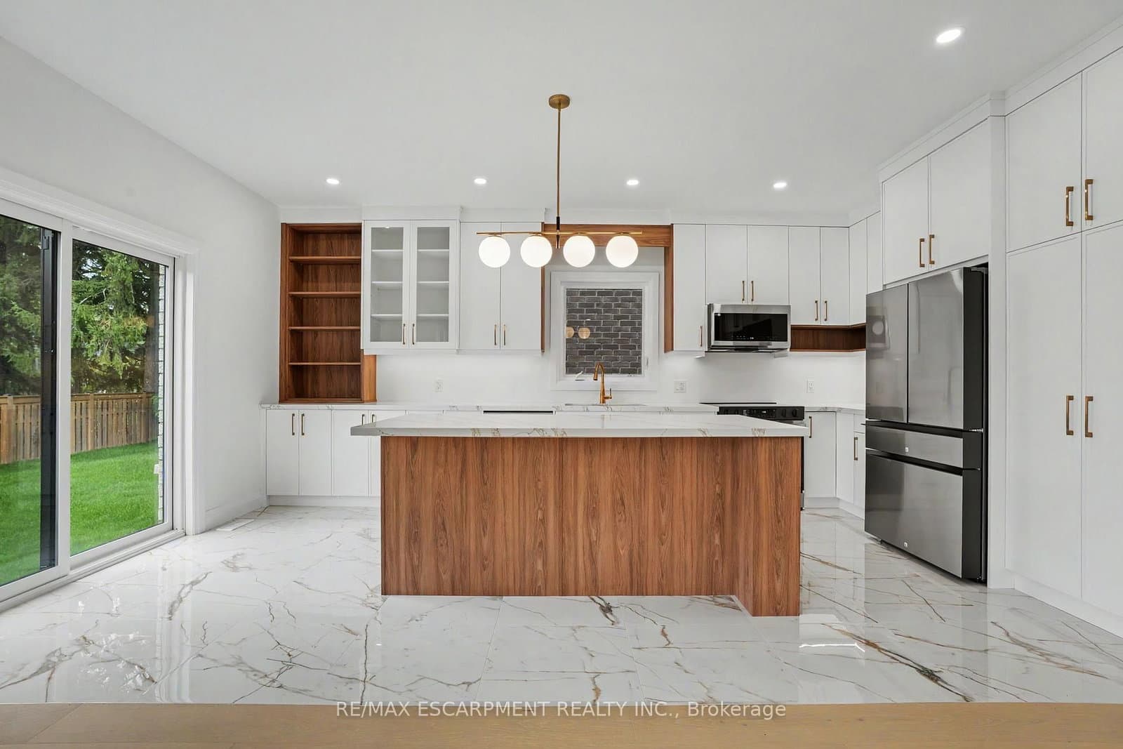 386 Southcote Road thumbnail 14