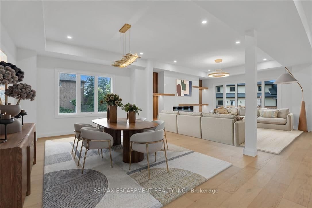 386 Southcote Road thumbnail 2