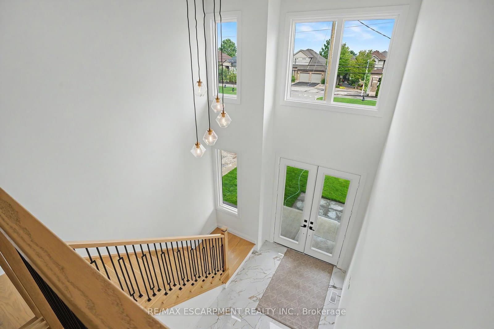 386 Southcote Road thumbnail 20