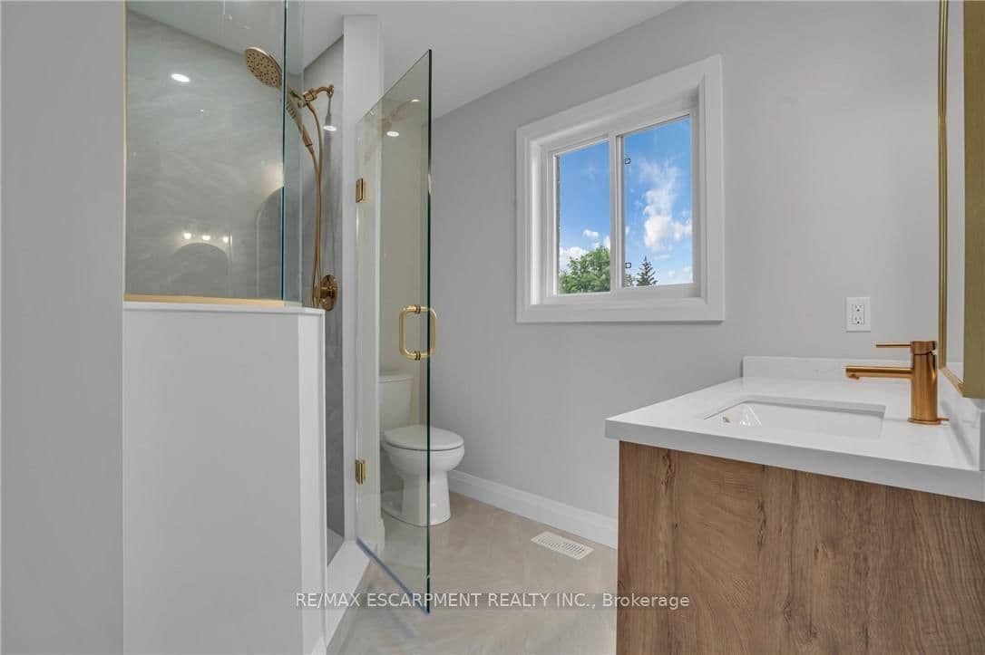 386 Southcote Road thumbnail 34