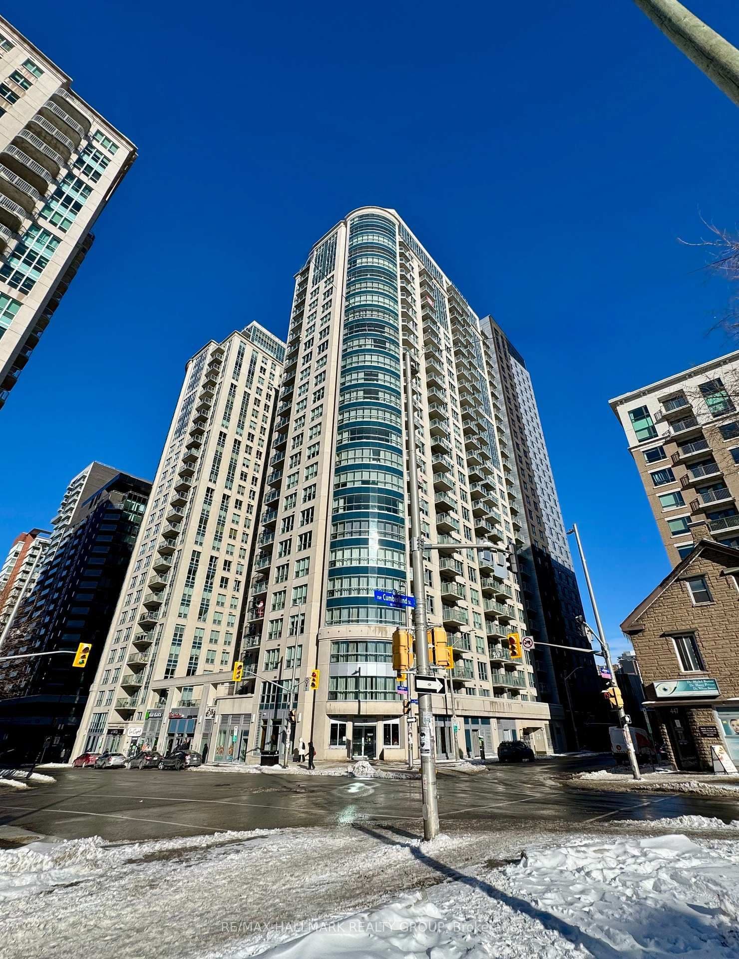195 Besserer Street, Unit 2003