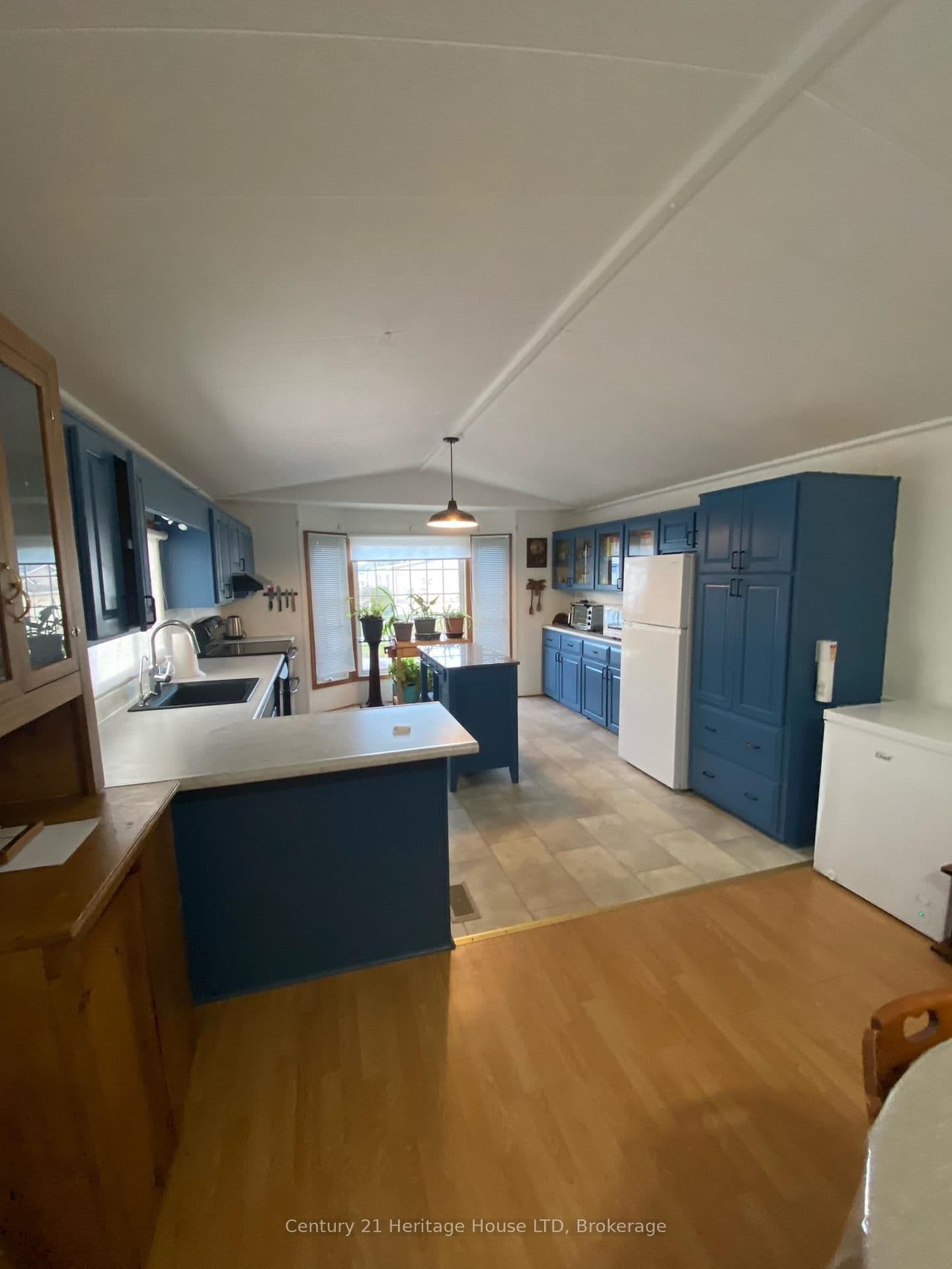 3033 Townline Road, Unit 187 thumbnail 7