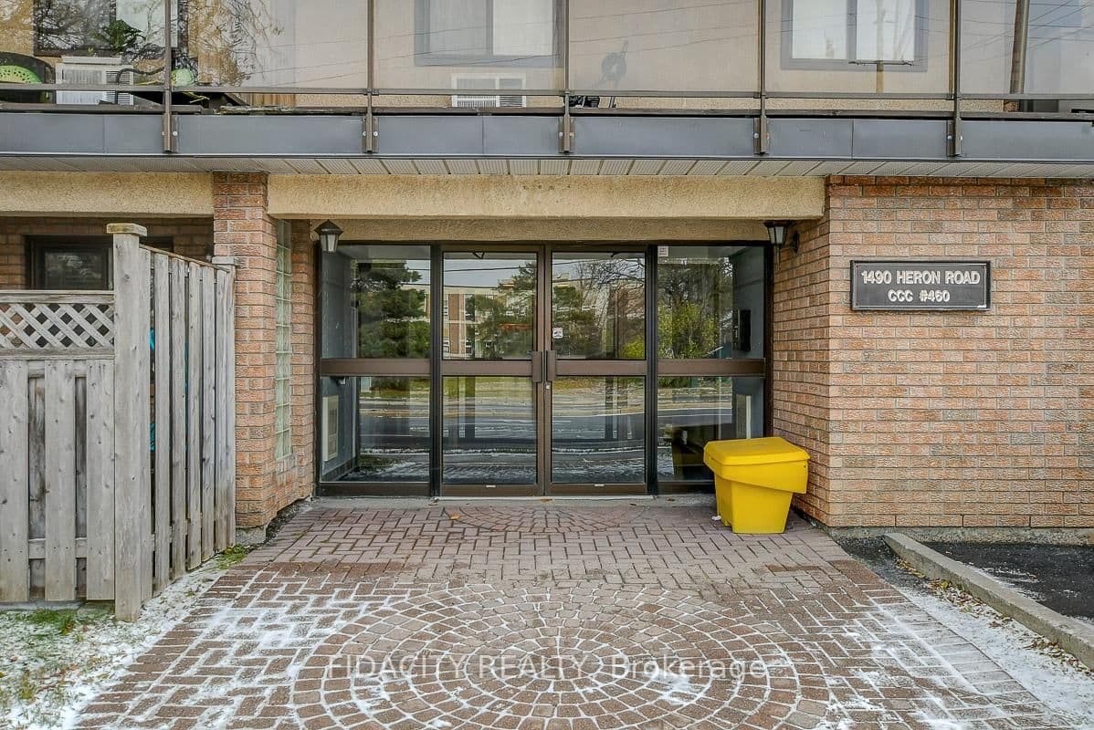 1490 Heron Road, Unit 309 thumbnail 2