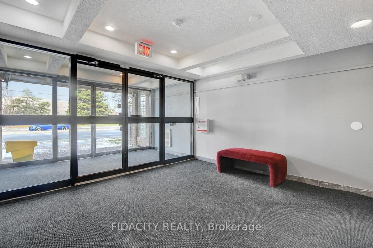 1490 Heron Road, Unit 309 thumbnail 3
