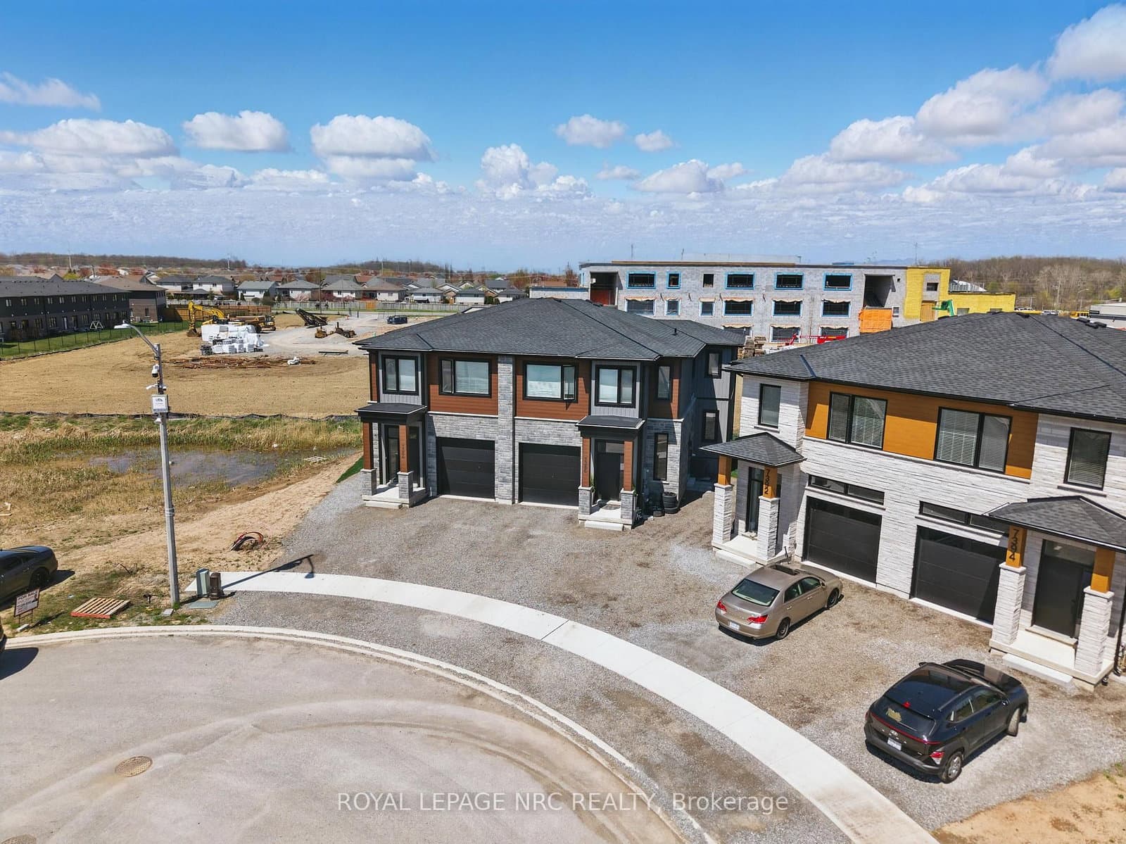 7386 SPLENDOUR Drive, Unit Lower thumbnail 2