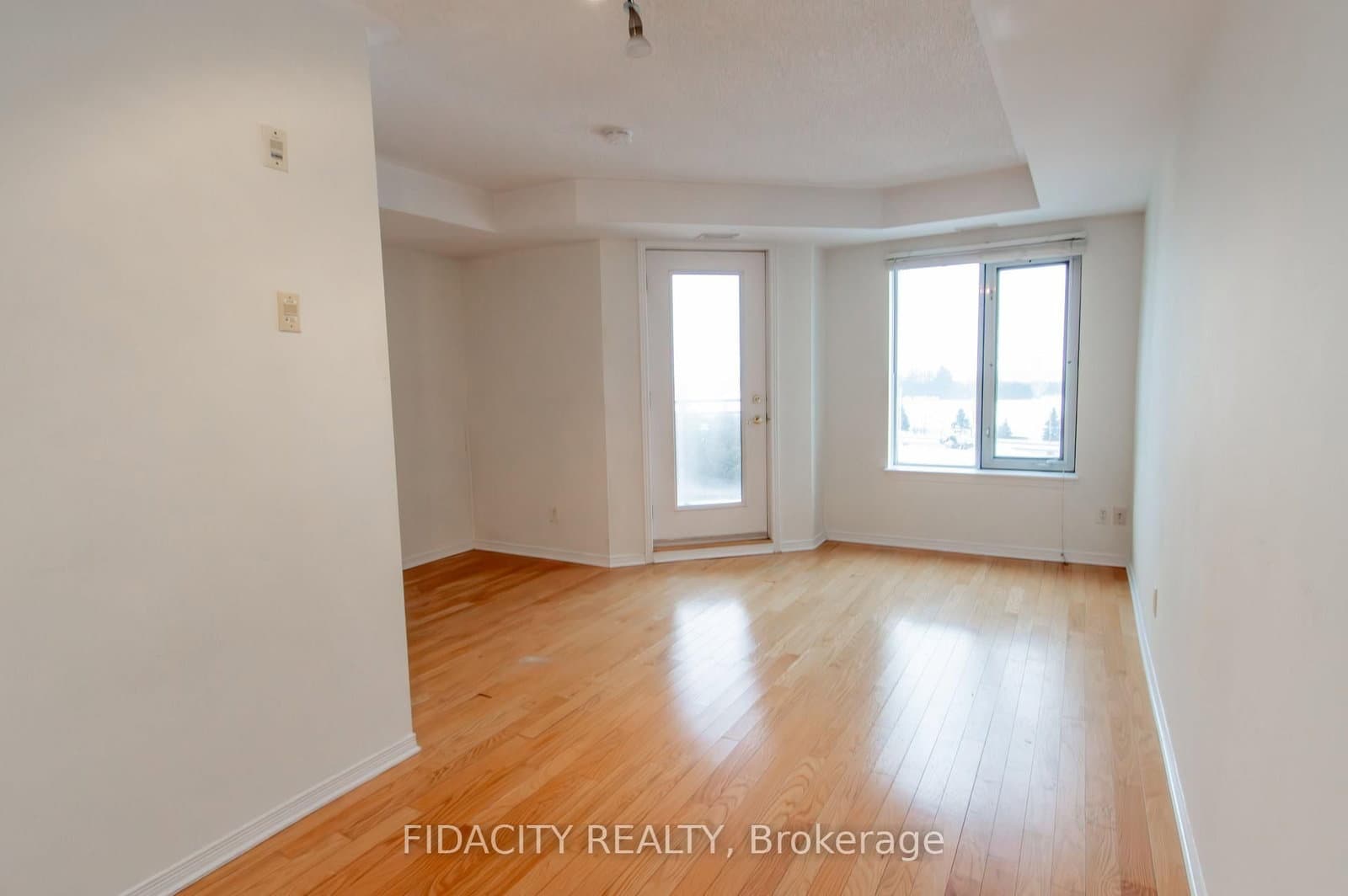 310 Central Park Drive, Unit 5C thumbnail 4