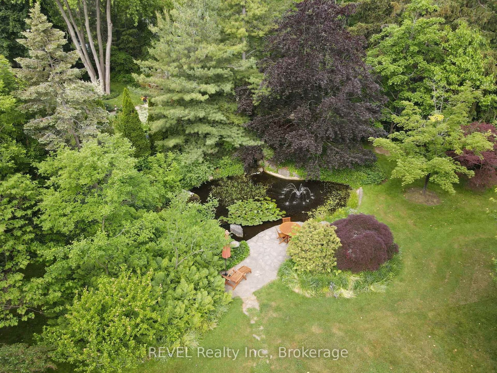 411 VICTORIA ST - LOT 1 Street thumbnail 12