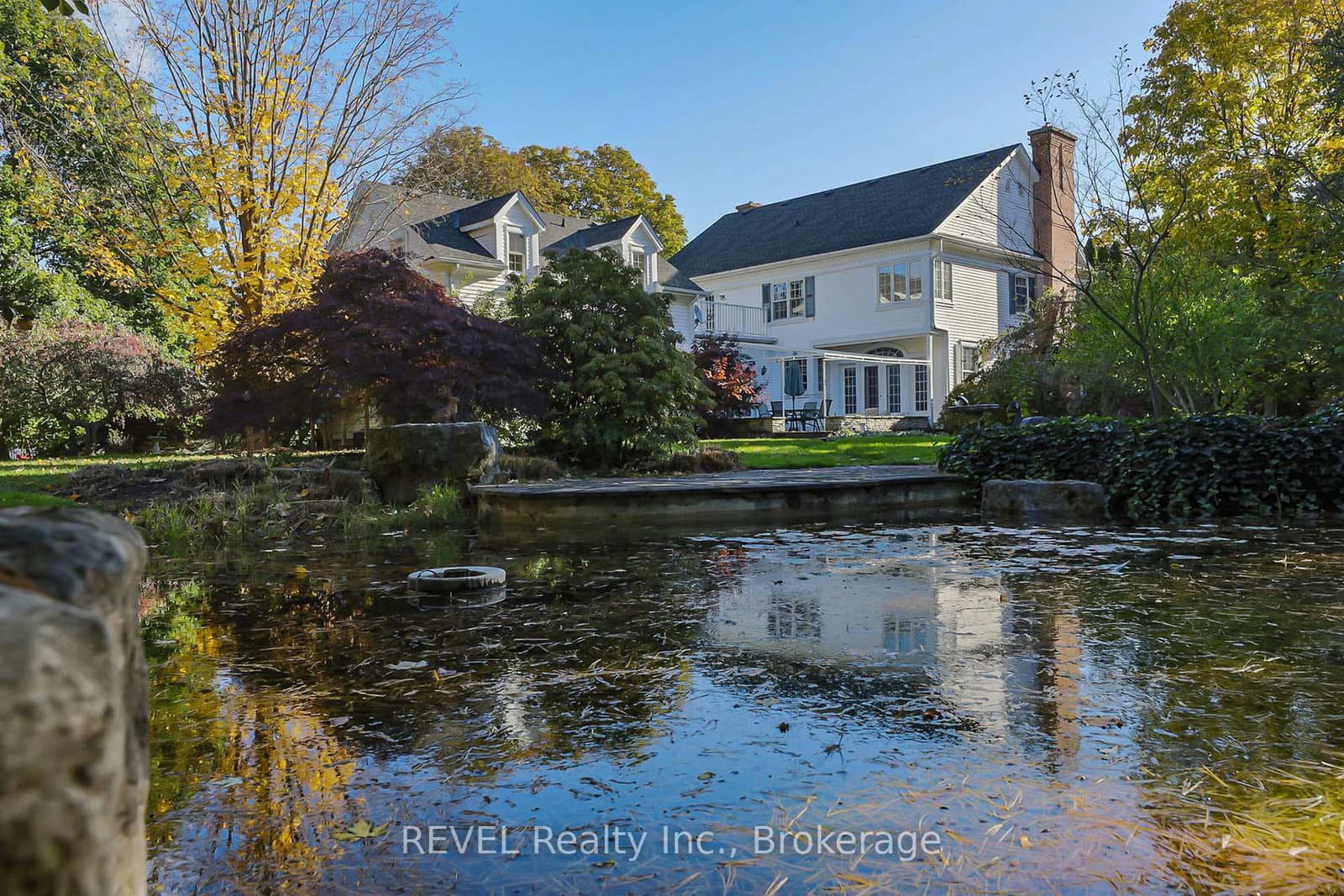 411 VICTORIA ST - LOT 1 Street thumbnail 15