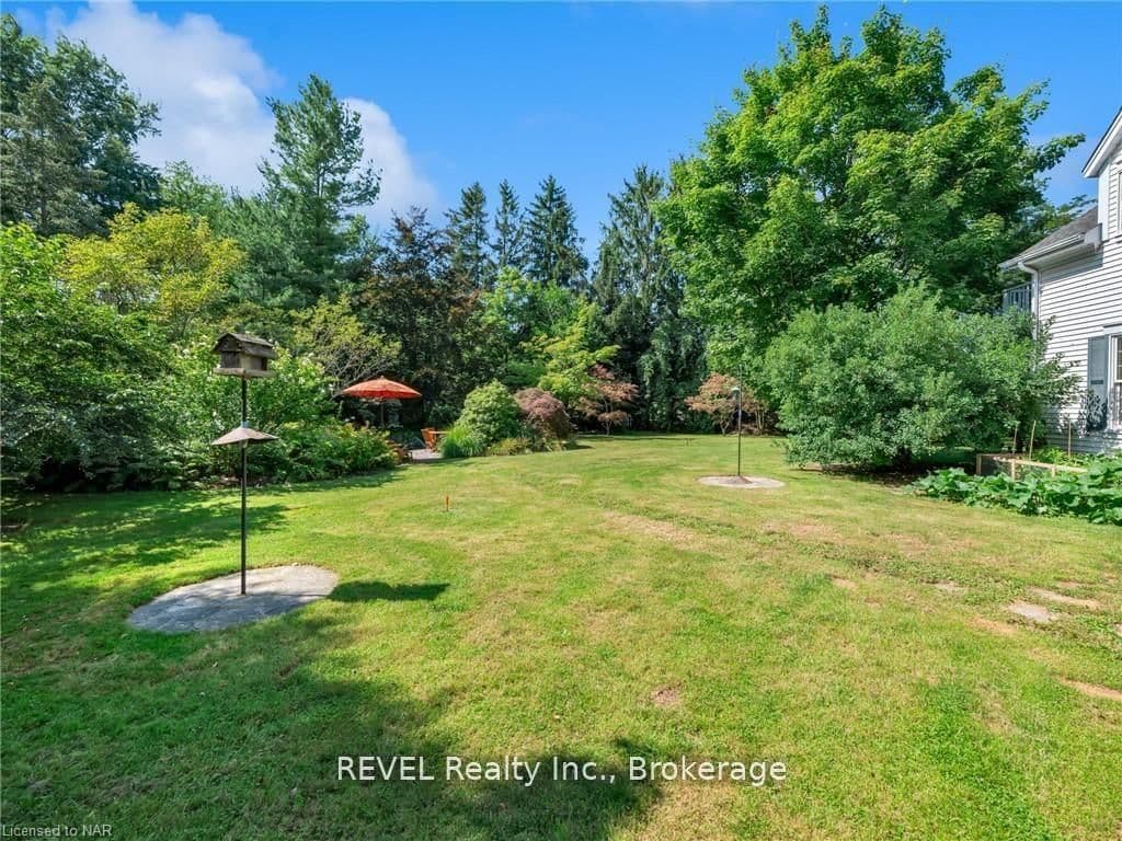 411 VICTORIA ST - LOT 1 Street thumbnail 4