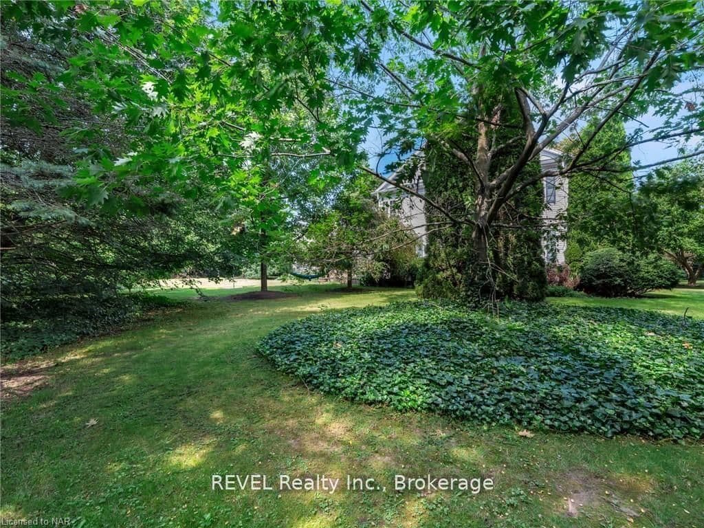 411 VICTORIA ST - LOT 3 Street thumbnail 3