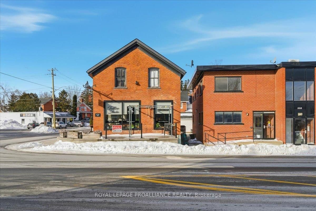331 & 333 Picton Main Street thumbnail 3