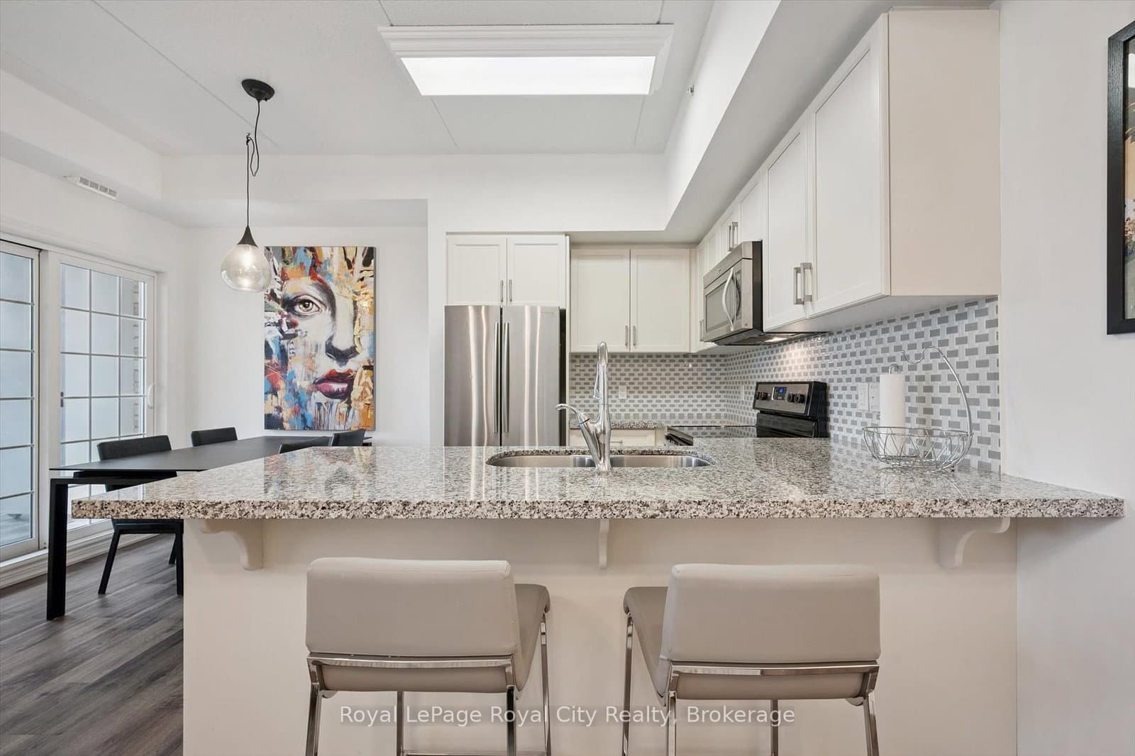 #228 - 1077 Gordon Street