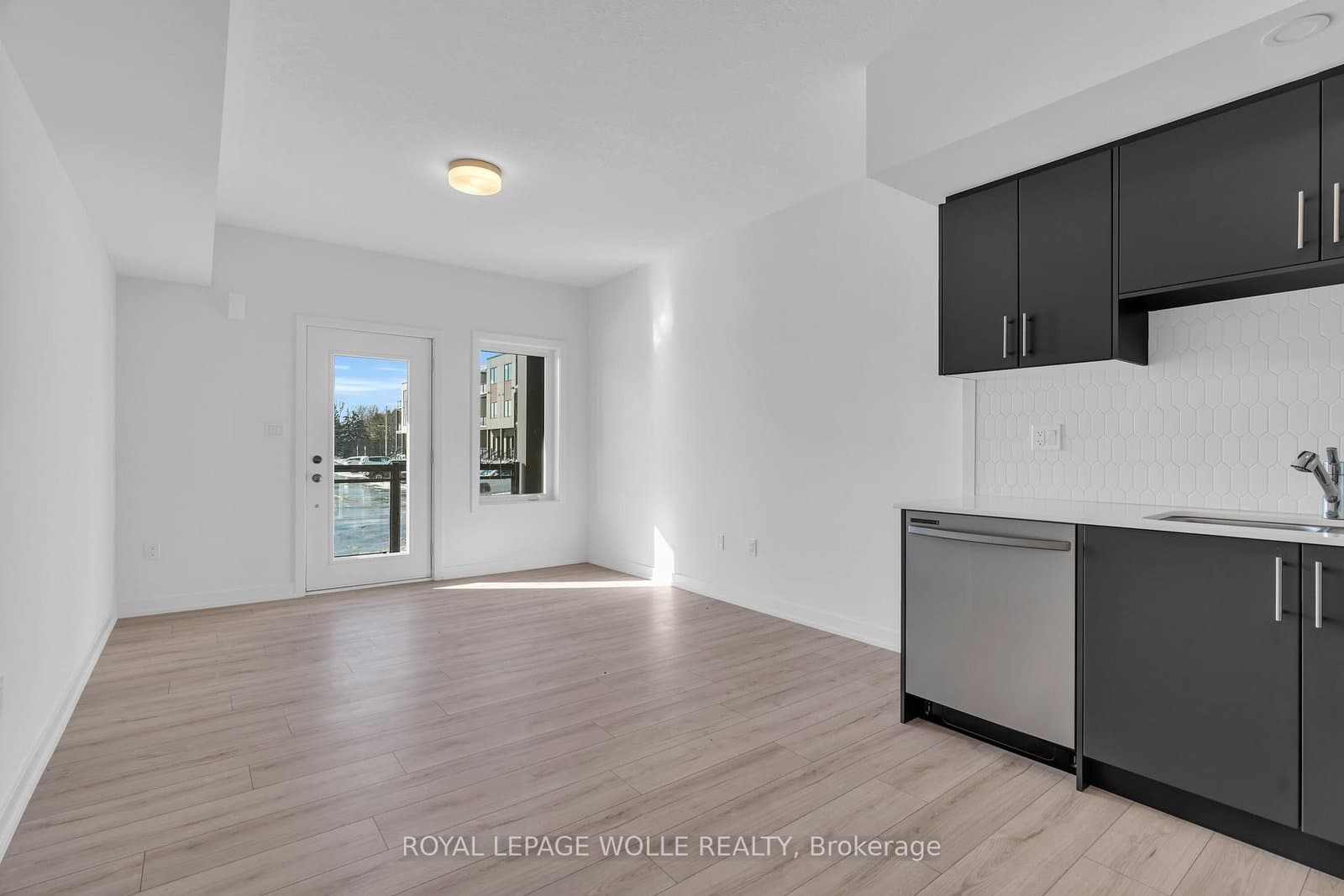 940 St David Street N, Unit 26