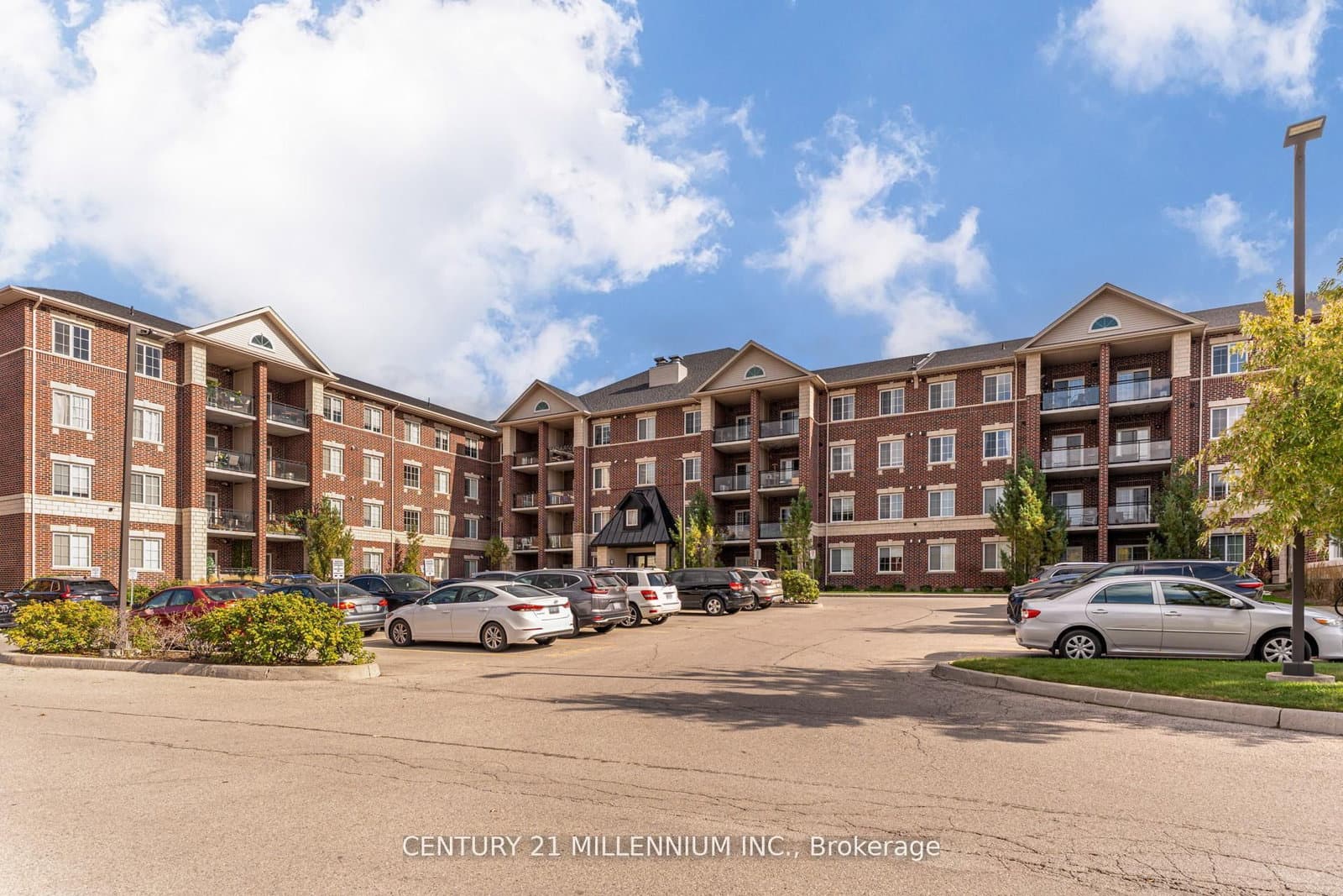 #414 - 1440 Gordon Street